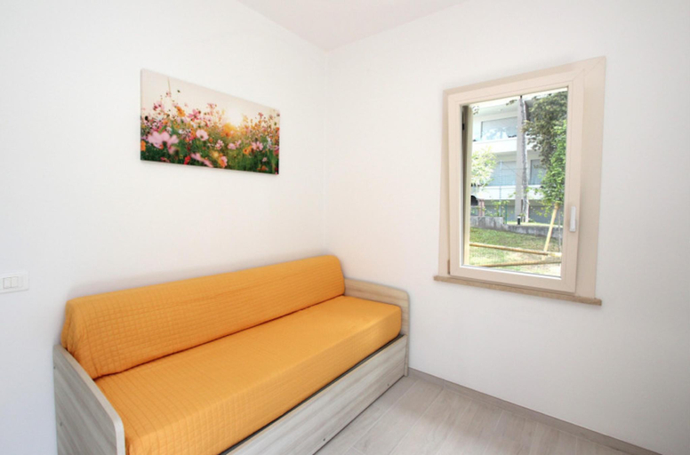 Bedroom 2, Beautiful Villa with Terrace close to the sea - By Beahost Rentals, Venezia