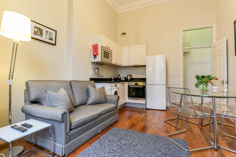 Others 5, Cromwell Serviced Apartments, London