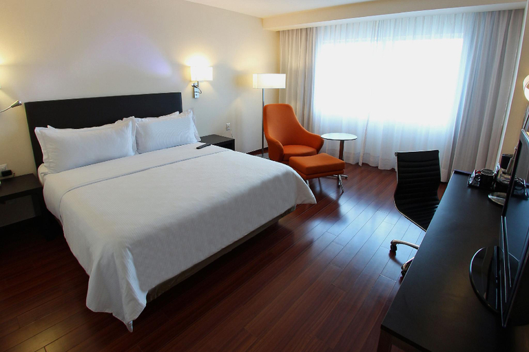 Bedroom 3, Fiesta Inn Toluca Aeropuerto, Temoaya