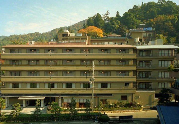 Exterior & Views 1, Kadonobo Ryokan, Kobe