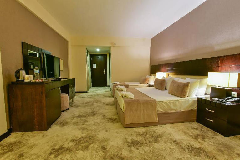 Bedroom 3, HOTEL MONTE BAIA ULUDAG - All Inclusive, Kestel