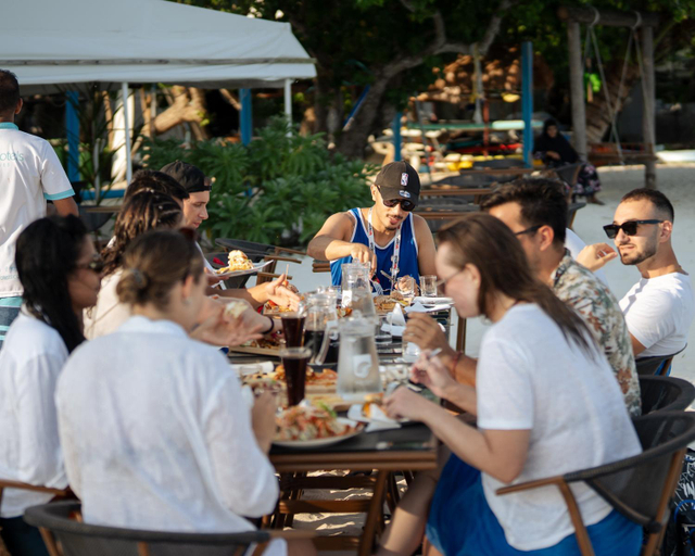 Food & Drinks 4, Kinan Retreat, Vaavu Atoll