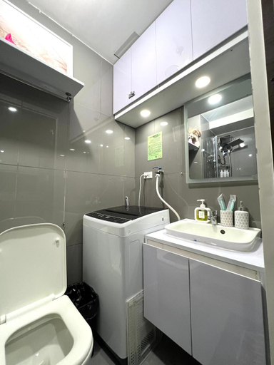 Bathroom 3, Destina, Air Residences Makati, MetroManila, WiFi Netflix, Makati City