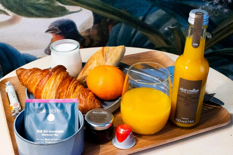 Food & Drinks 4, O'Lord, 4 Etoiles, Residence de Luxe Champs-Elysees, Paris