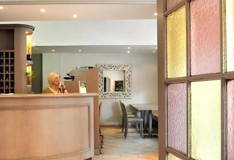 Public Area 3, BRIT HOTEL Confort Le Revest Sainte Maxime, Var