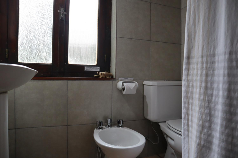 Bathroom 4, Hosteria Las Cartas, Bariloche