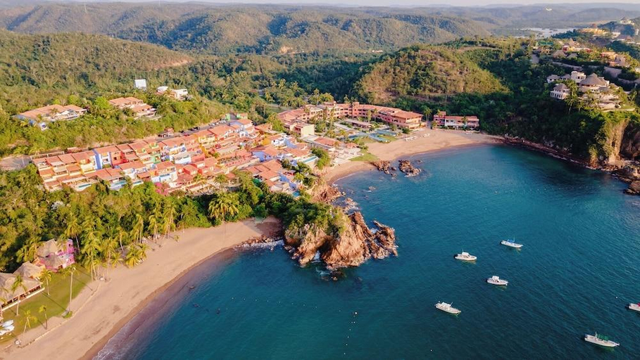 Others 4, Casa Azul & Casa Carioca in Careyes, La Huerta