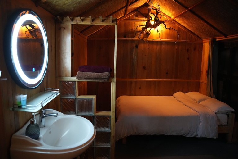 Room 2, Aashraya Bed and Breakfast, Bagmati