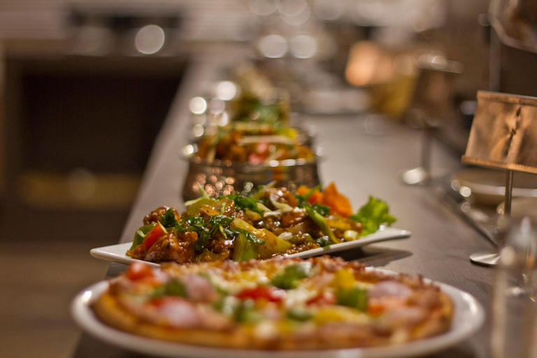Restaurant 5, Hotel Avishi Green, Kullu