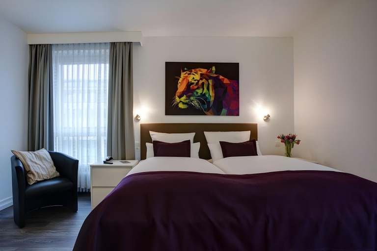 Bedroom 2, Centro Hotel Atlanta, Region Hannover