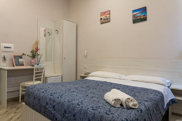 Bedroom 2, B&B alla Ferrovia, Napoli
