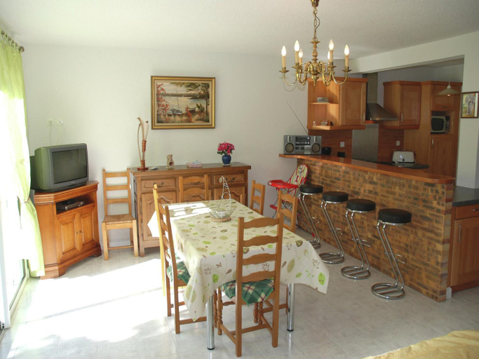 Others 4, Cozy Garden Home in Erquy, Côtes-d'Armor