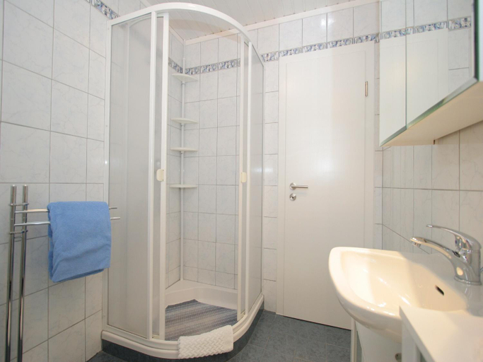 Bathroom 3, Apartment in Eberndorf near Petzen Ski Area, Völkermarkt