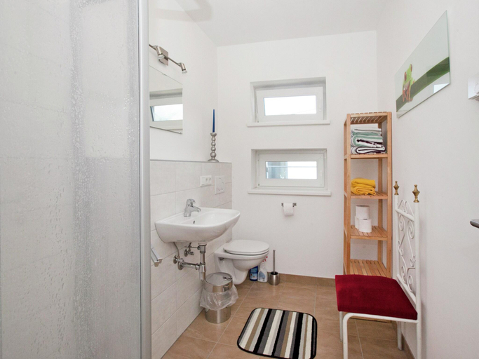 Bathroom 2, Apartment Kaprun near Ski Lift Glacier, Zell am See