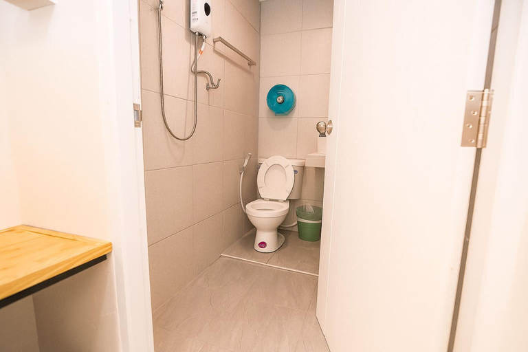 Bathroom 2, Eclipse Hostel and Bar, Ko Phangan