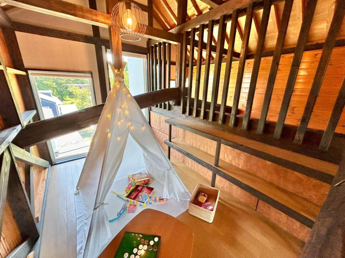 Bedroom 2, OKAYAMA HIRUZEN villas Peter Pan, Maniwa