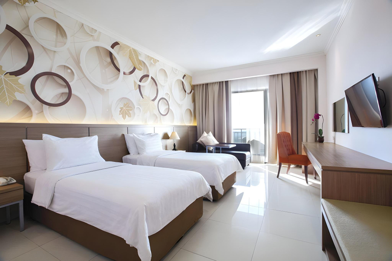 bedroom 12