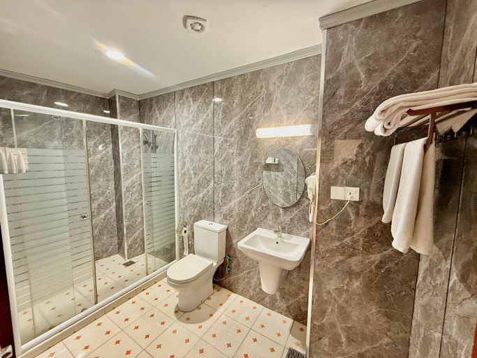Bathroom 3, Sheek Hotel, Arbil