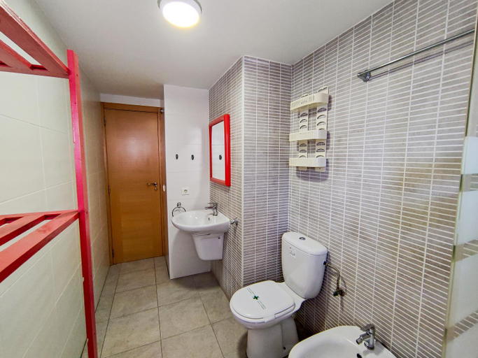 Bathroom 3, Apartamentos Gandia Centro 3000, Valencia