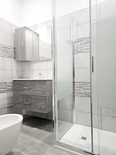 Bathroom 3, Le Arcada - Appartamenti diffusi nel cuore del centro storico di Orosei, Nuoro