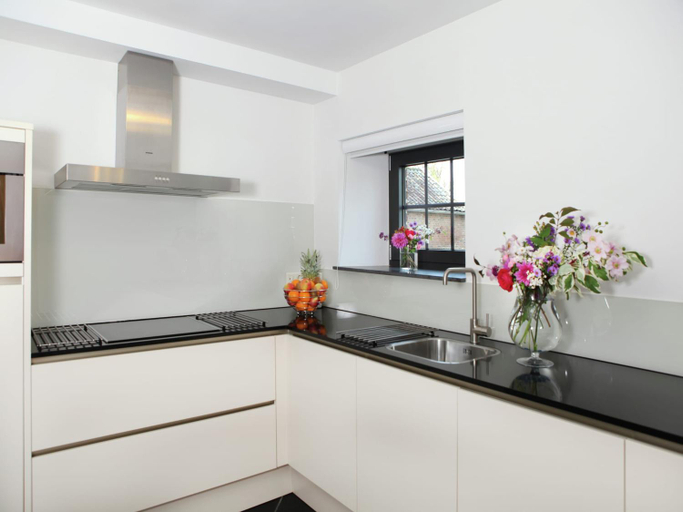 Others 4, Holiday Home in Epen with Garden BBQ, Gulpen-Wittem