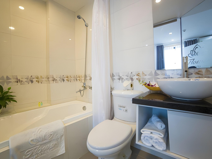 Bathroom 5, FLOWER HOTEL, Da Nang