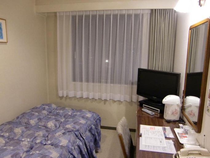 Bedroom 2, Tahara City Hotel, Tahara