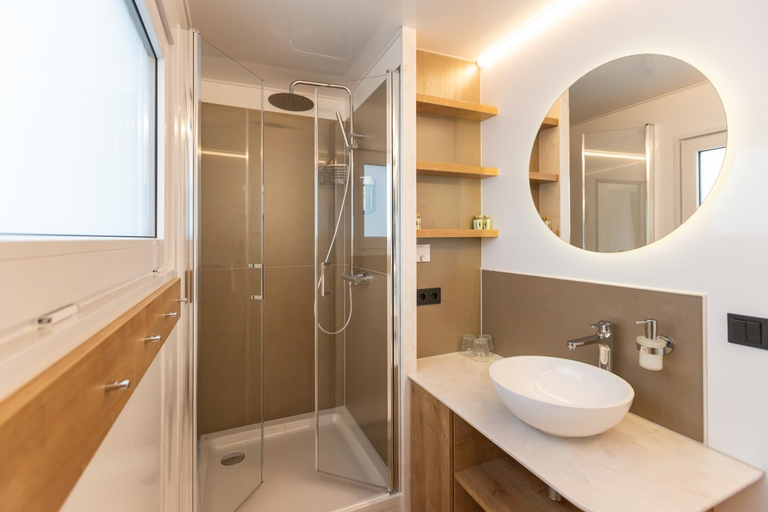 Bathroom 2, Hausboote am Lankenauer Hoft, Bremen
