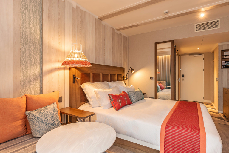 Bedroom 3, Hotel Indigo TURKS & CAICOS GRACE BAY by IHG