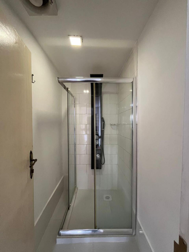 Bathroom 5, We Call It Home- Bububu, Magharibi