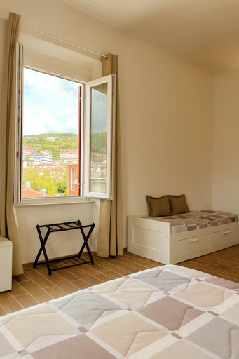 Others 5, Le Tortorelle, La Spezia