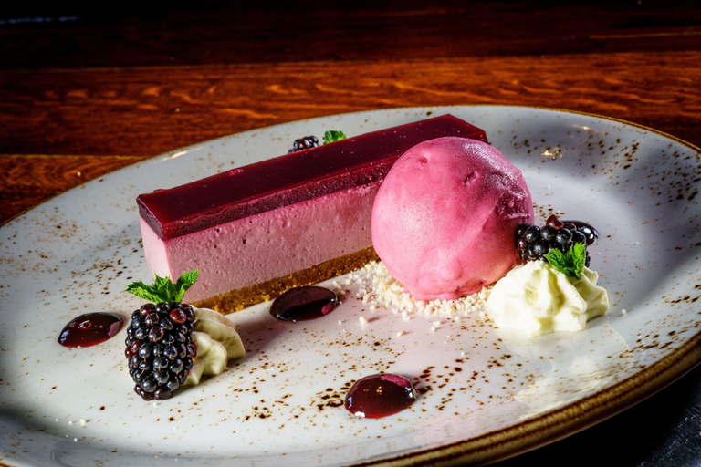 Food & Drinks 5, The Bear's Paw, Cheshire East