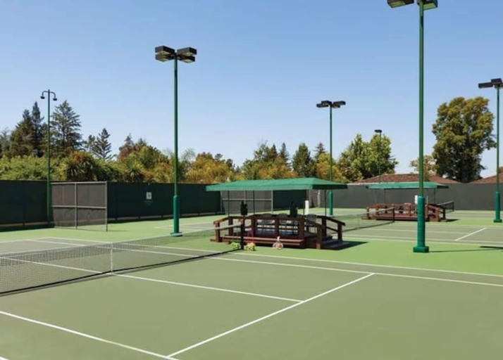 Tennis court 4, The Napa Residences, Napa