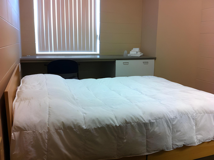 Bedroom 2, Residence & Conference Centre - Sudbury North, Greater Sudbury