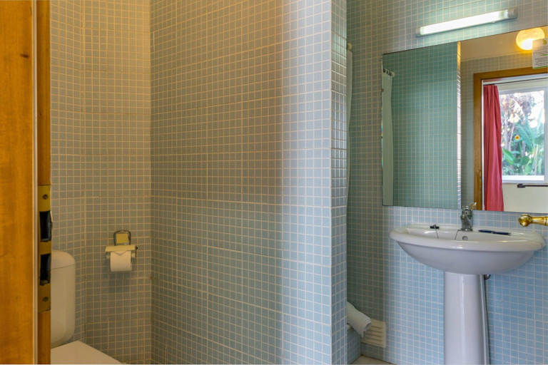 Bathroom 4, Pateo Village, Albufeira