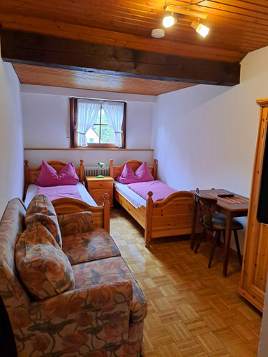 Bedroom 3, Pension Schlossbergblick, Emmendingen