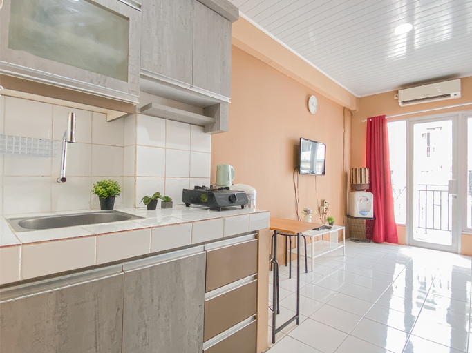 Others 4, Big and Spacious Studio Apartment at Sky View By Travelio, Tangerang Selatan