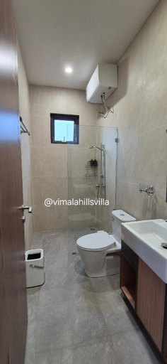 Bathroom 2, Grand Bromo 4BR Private Pool Villa at Vimala Hills, Bogor