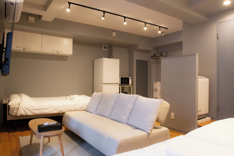 Room 4, Ecoro dai2 building, Shinjuku