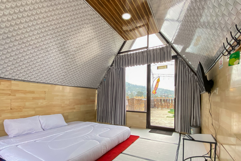 Bedroom 4, Merapi Hill Homestay Syariah Selo RedPartner, Boyolali