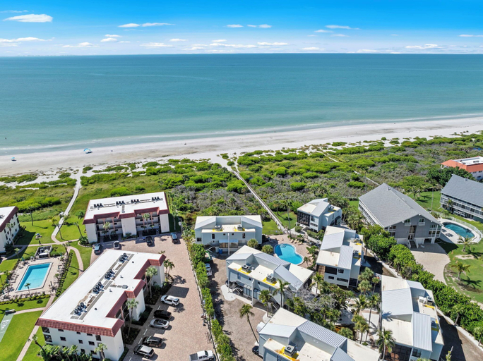 Room 3, Coming Soon Cyprina 2 Direct Water Views, Lee