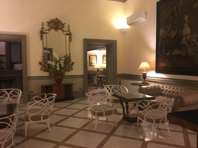 Public Area 4, Grand Hotel Olympic, Rome