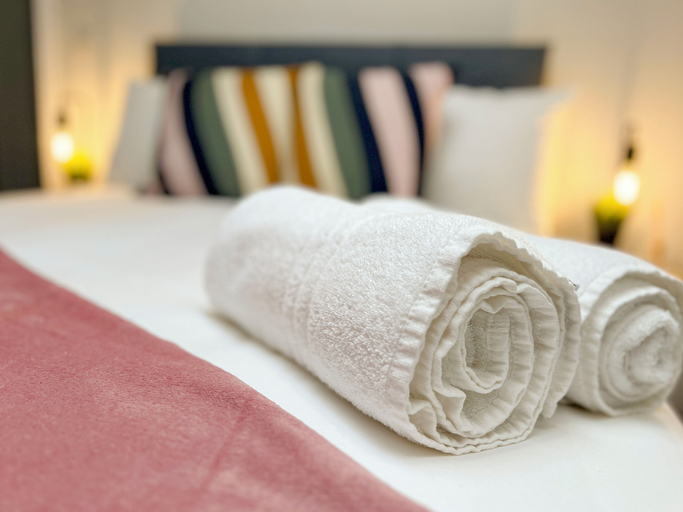 Room 2, Ocho Homes Lux By Eight Continents, Belfast, Belfast