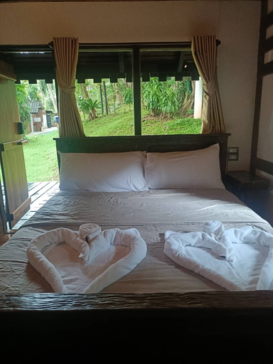 Bedroom 3, Kawarin Saiyai Cottage and Lake, Thong Pha Phum