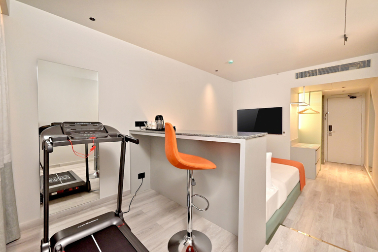 Room 5, Ira by Orchid Hyderabad Hitech City Mindspace IT Park, Hyderabad