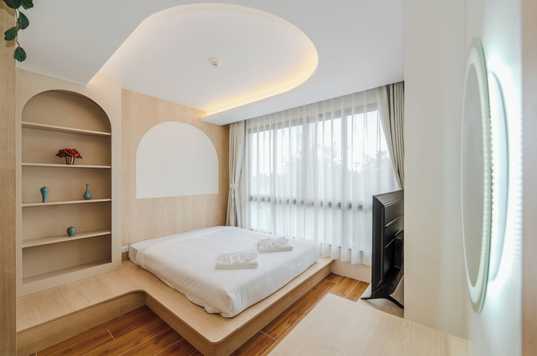 Room 4, 1BR with Infinity Pool Gym Rooftop C190, Phuket Island