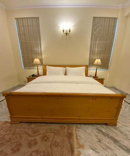 Bedroom 2, Sumer Hotel, Sirmaur