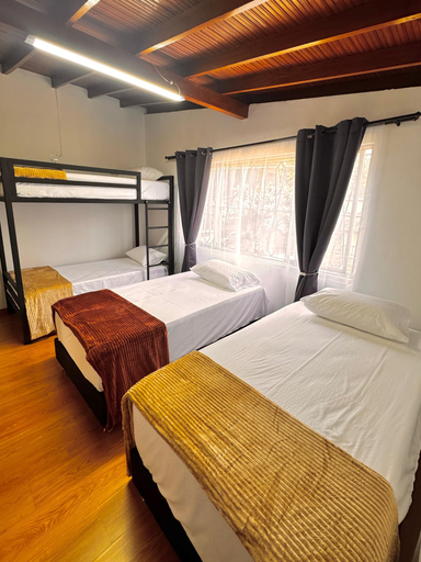 Room 5, Hostal Galería de la Montaña, Medellín