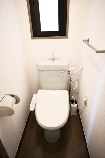 Bathroom 3, Escort Haruyoshi, Fukuoka