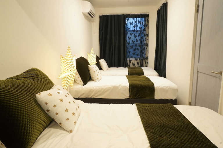 Bedroom 3, Hotel Blue Empire in Shinjuku, Shinjuku